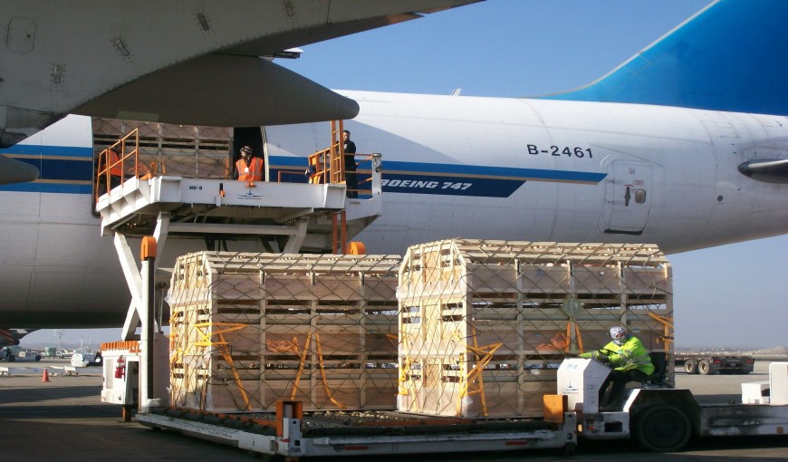 火炬开发区到日本空运公司